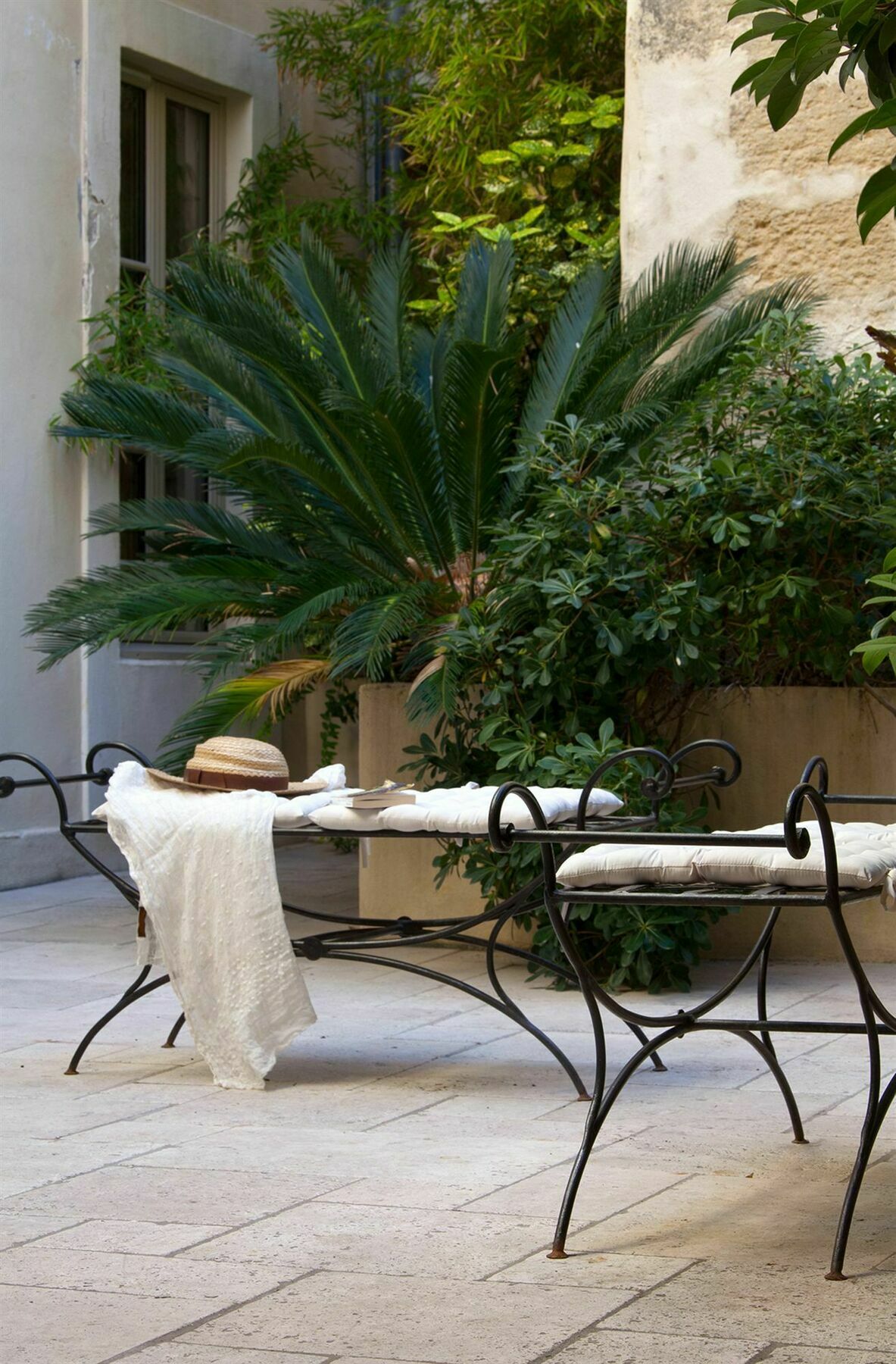 Autour Du Petit Paradis Avinhão Exterior foto